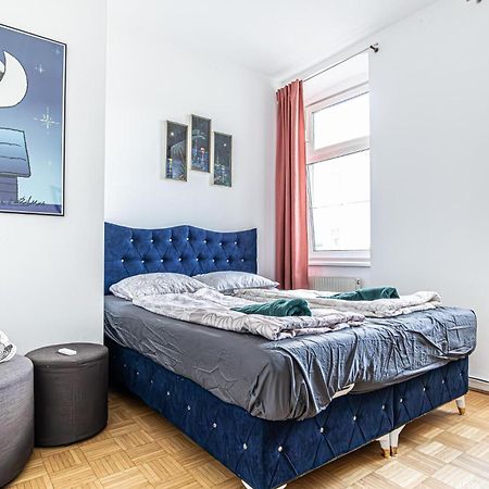 Near Schoenbrunn - Economy Rooms In Shared Apartment At Meidling Train Station Wien Exteriör bild