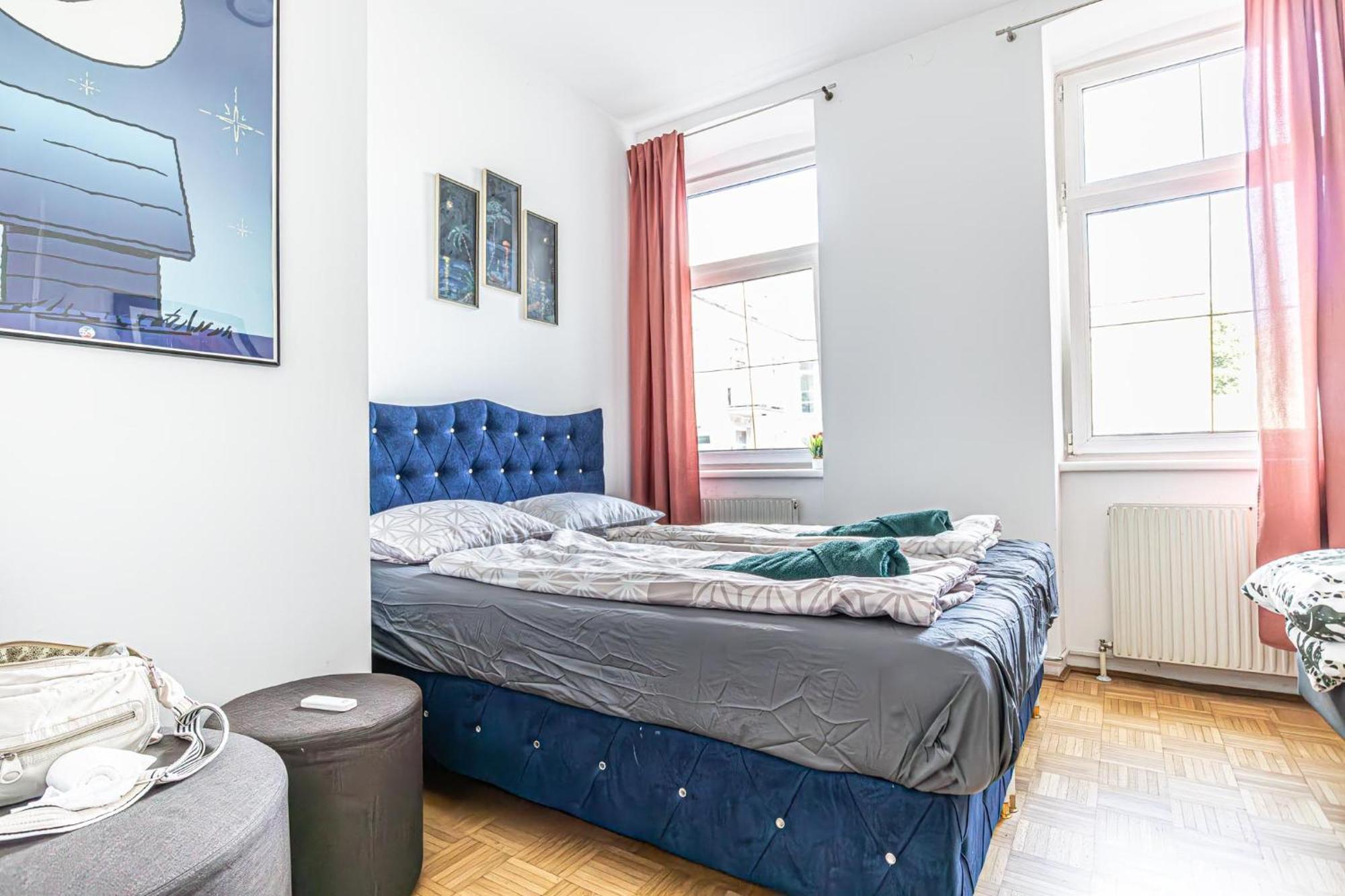 Near Schoenbrunn - Economy Rooms In Shared Apartment At Meidling Train Station Wien Exteriör bild