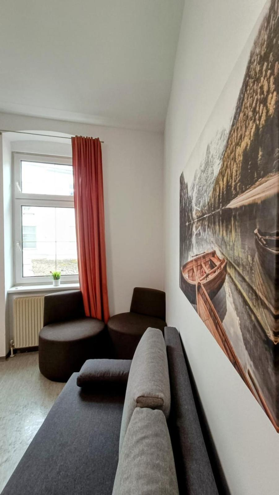 Near Schoenbrunn - Economy Rooms In Shared Apartment At Meidling Train Station Wien Exteriör bild